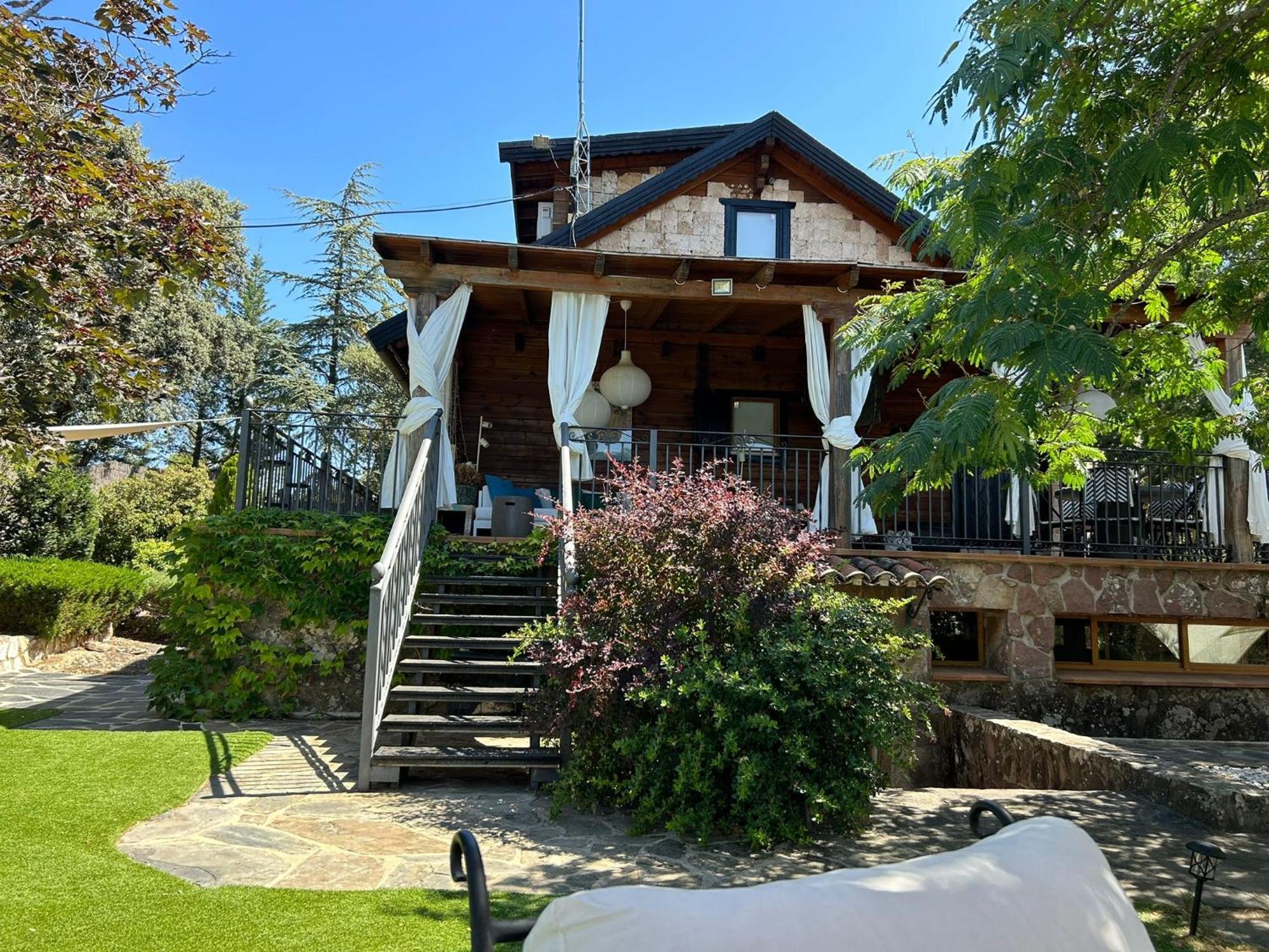 La Amapola Vila Valdemorillo Exterior foto